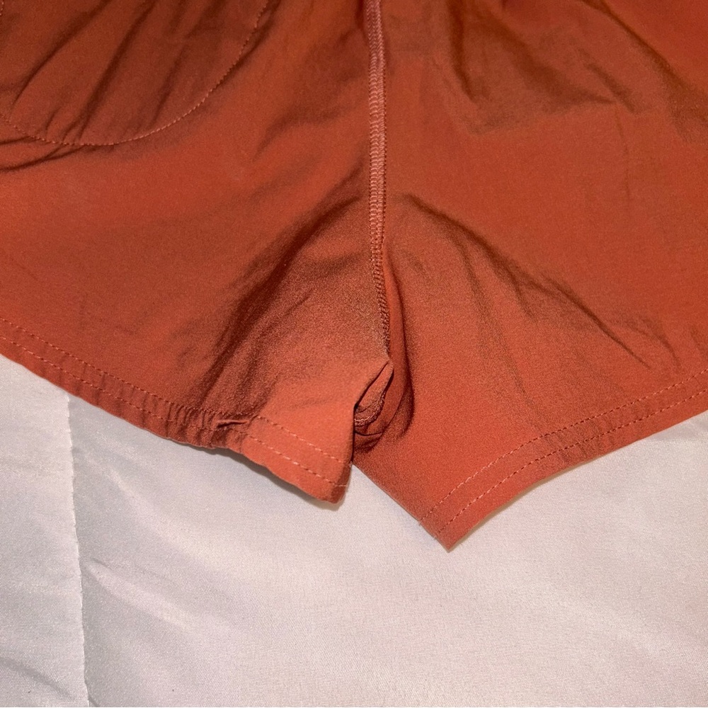 Vuori Dash Shorts - Picture 11 of 11